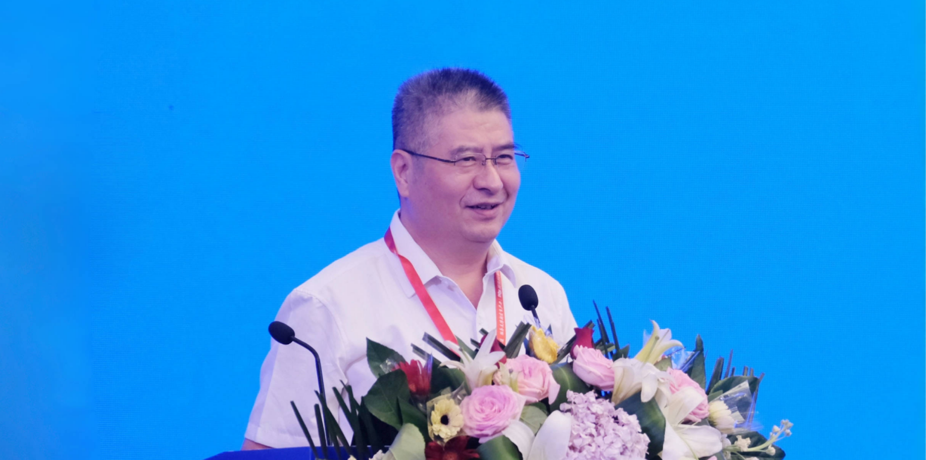 中国工程院院士、华中科技大学教授陈学东作主旨报告